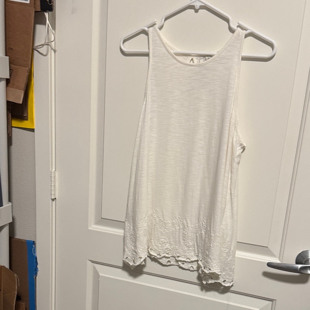 LC Lauren Conrad Cream Tank Top